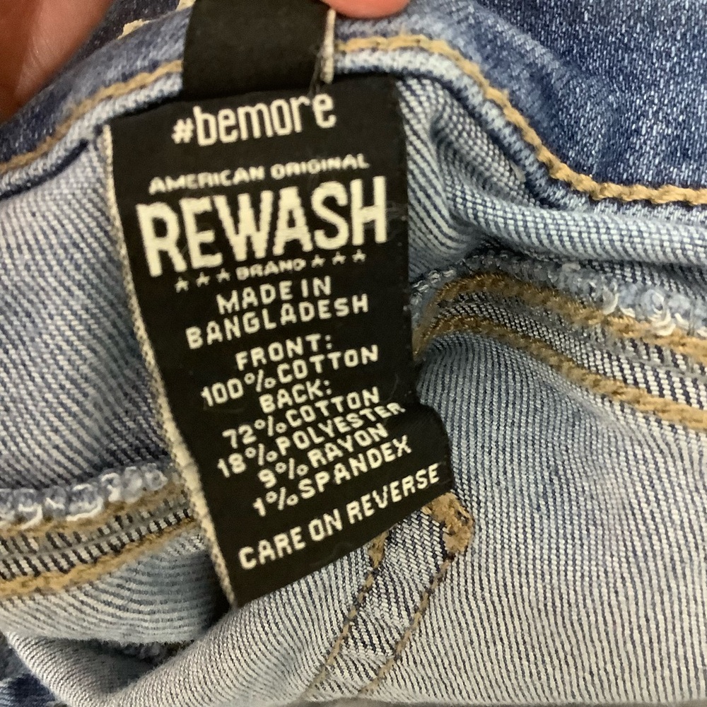 Rewash Womens Size 7 Distressed Raw Hem Stretch Mid Rise Jeans 28”x25” - Picture 4 of 9